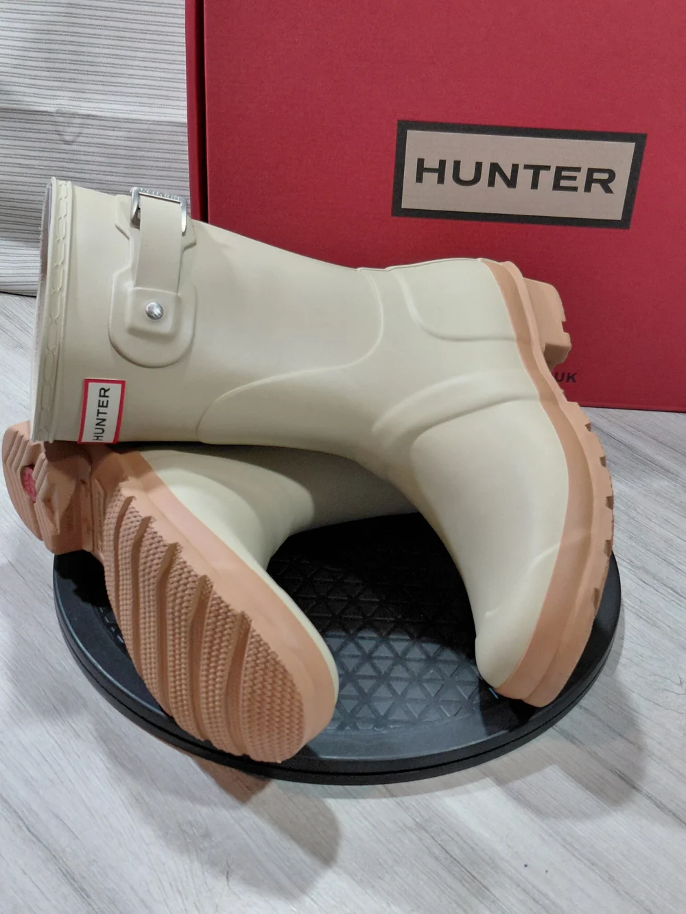 NEW Hunter Women Original Short 100% Waterproof Rubber Rain Boots Biscuit Tan W7